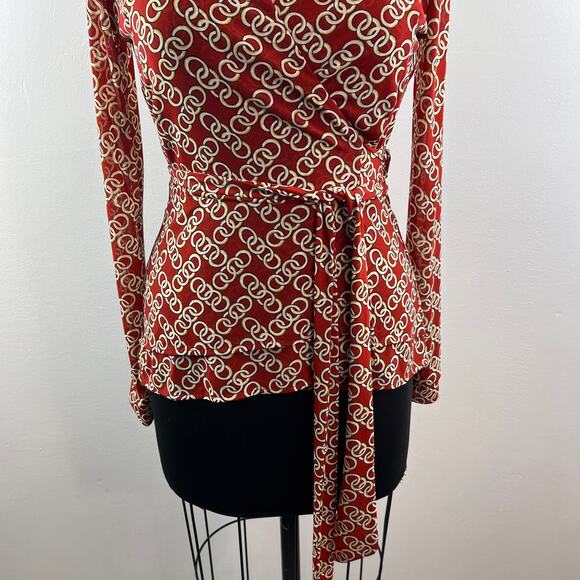 CABI Red White Top Stretch Signet Chain Ringleader Wrap Tie Plunge Neck Size XS - Picture 7 of 12